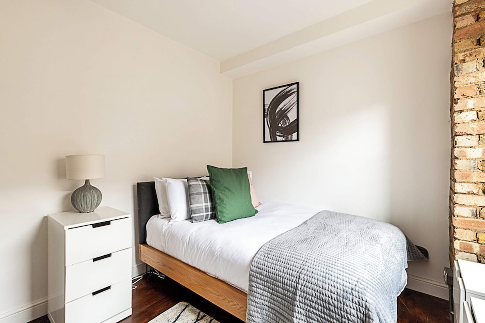 Charming Shoreditch Apartment