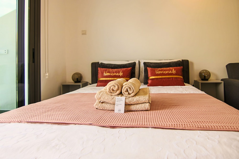 Phaedrus Living Seaside Flat Athina 115 view 4