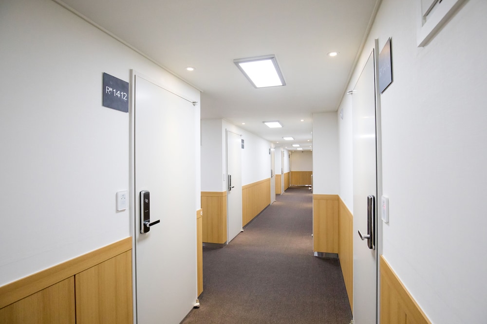 Step Inn Myeongdong 1 100