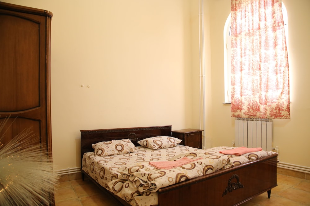 Yerevan Vacations - Noy Hostel - Property Image 20