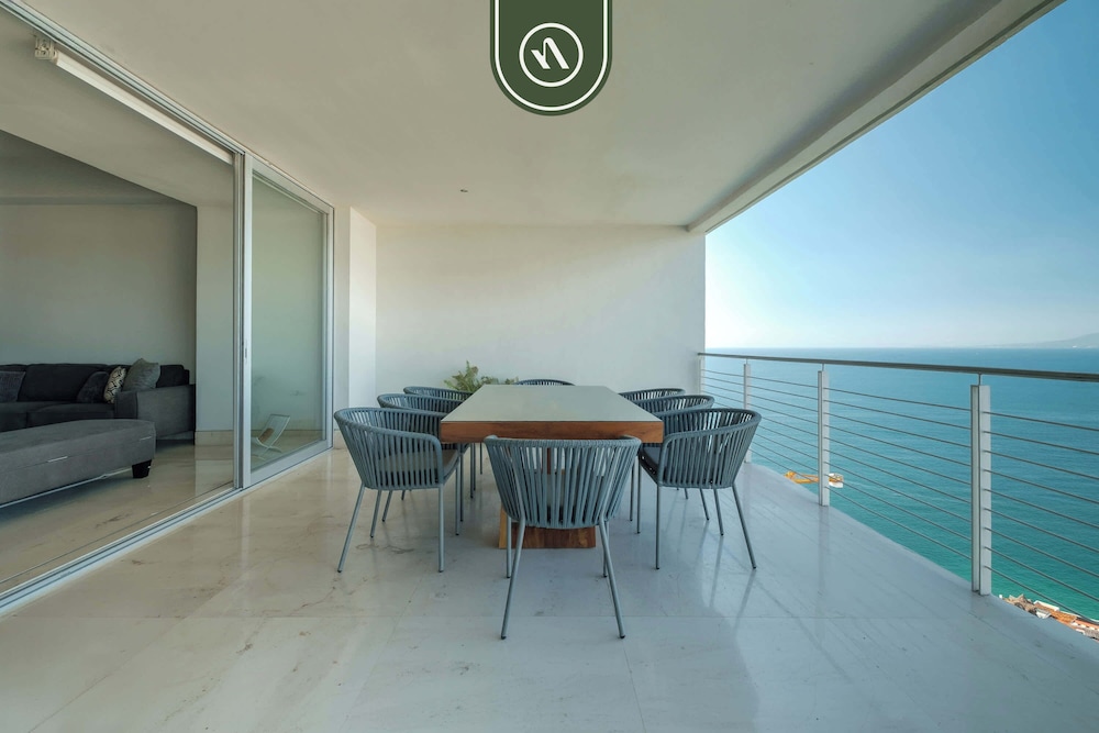 Oceanview Penthouse With Private Pool - BBQ