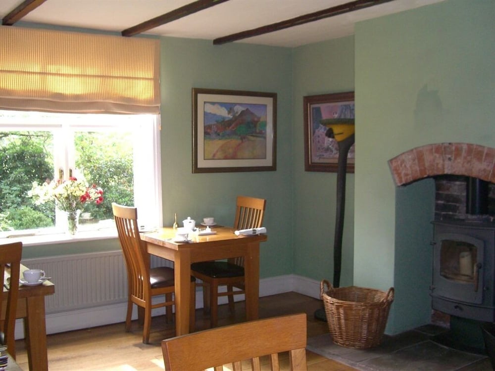 Altrincham Vacations - Ash Farm Country Guest House - Property Image 3