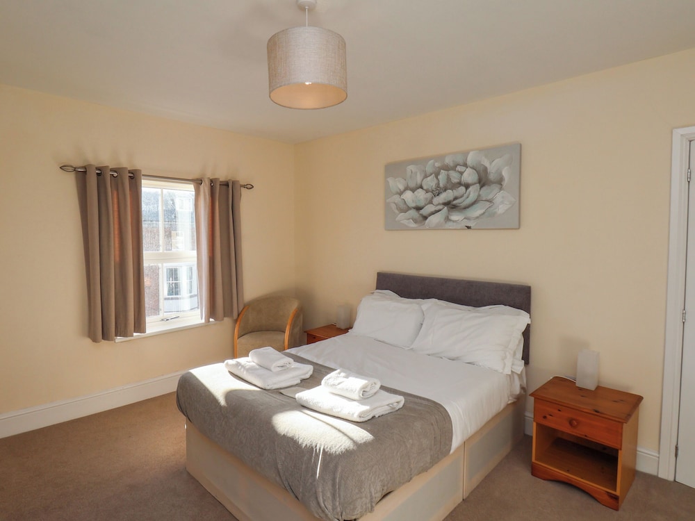 4 Normanby Terrace