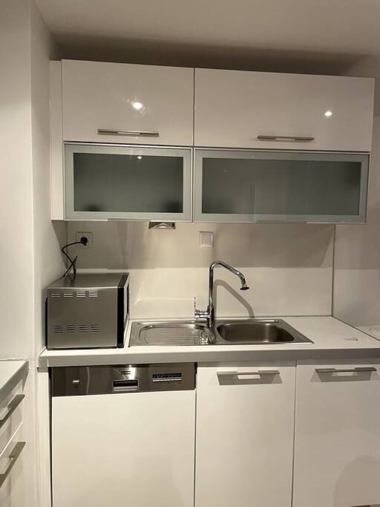 Modern 1 1 Apartment w Terrace Near Mail of IST
