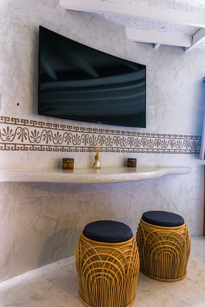 Villa Dali Resort