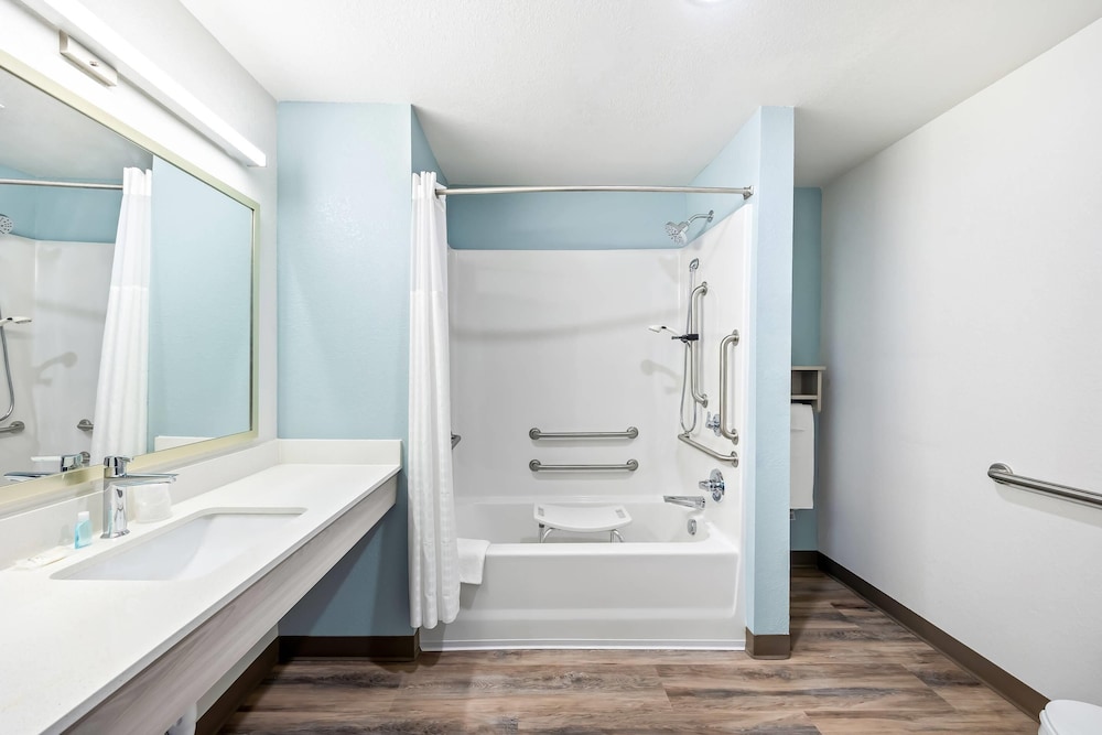WoodSpring Suites Jackson Hub City