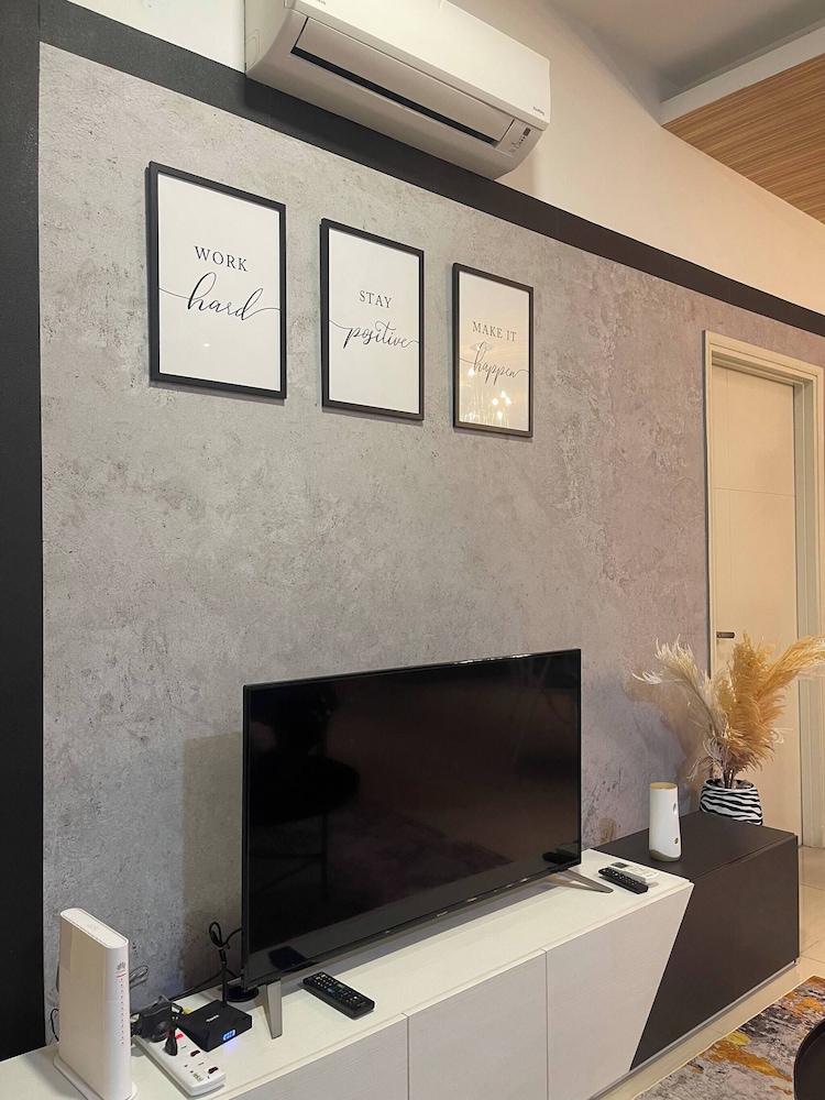 Arte Ampang Klcc 2 BR Homestay, 4-6 pax