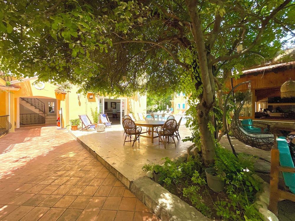 Gunes Otel & Daireler - Image 64