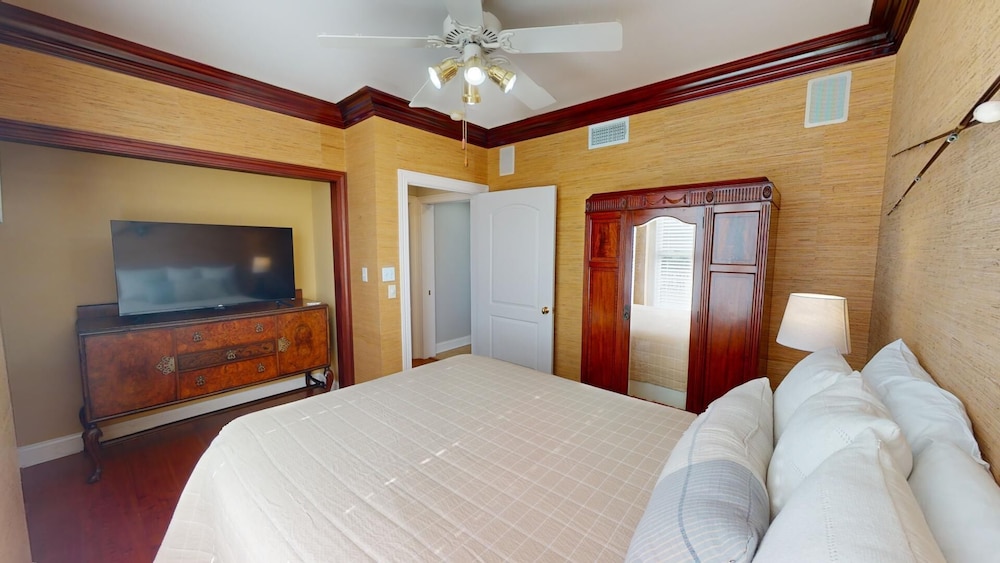 Desoto Beach Club 2 Tybee Vacation Rentals