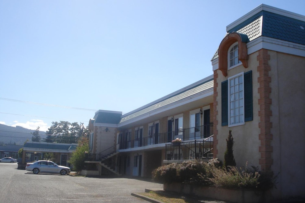 Sequim West Inn