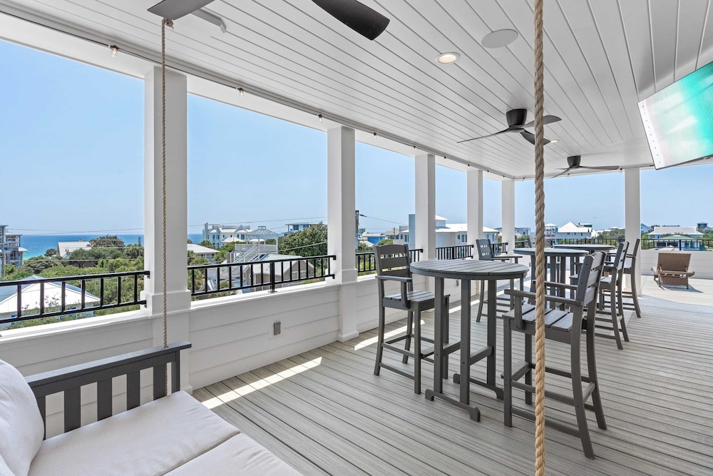 All Decked Out Seagrove by Avantstay Priv Pool+hot Tub, Ocean Views!