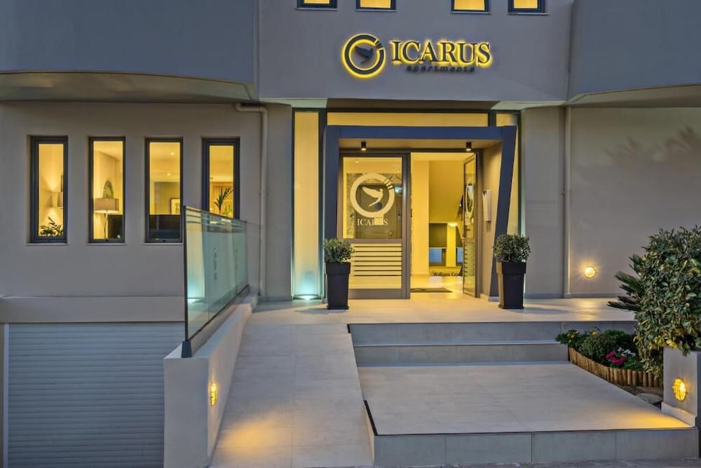 Icarus Suite Apartments