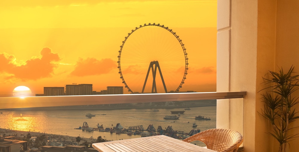 LUX The Dubai Eye View JBR Studio