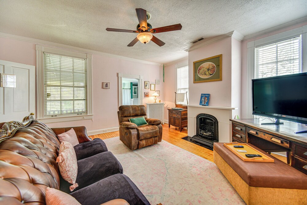 Historic Manor w/ Screened Porch in Elizabeth City