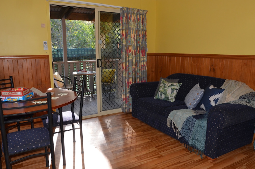 Jervis Bay Cabins & Hidden Creek Campsite