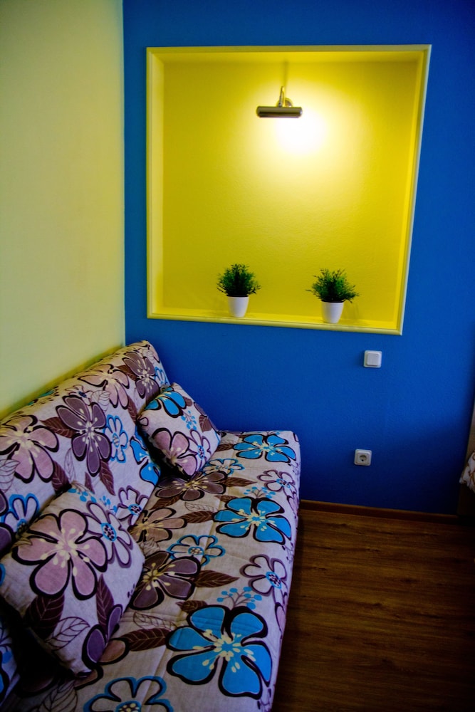 Guest House Alyans