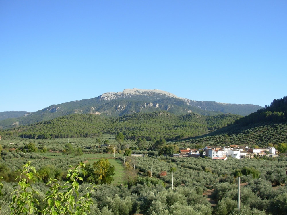 Casa Rural La Tiná view 2