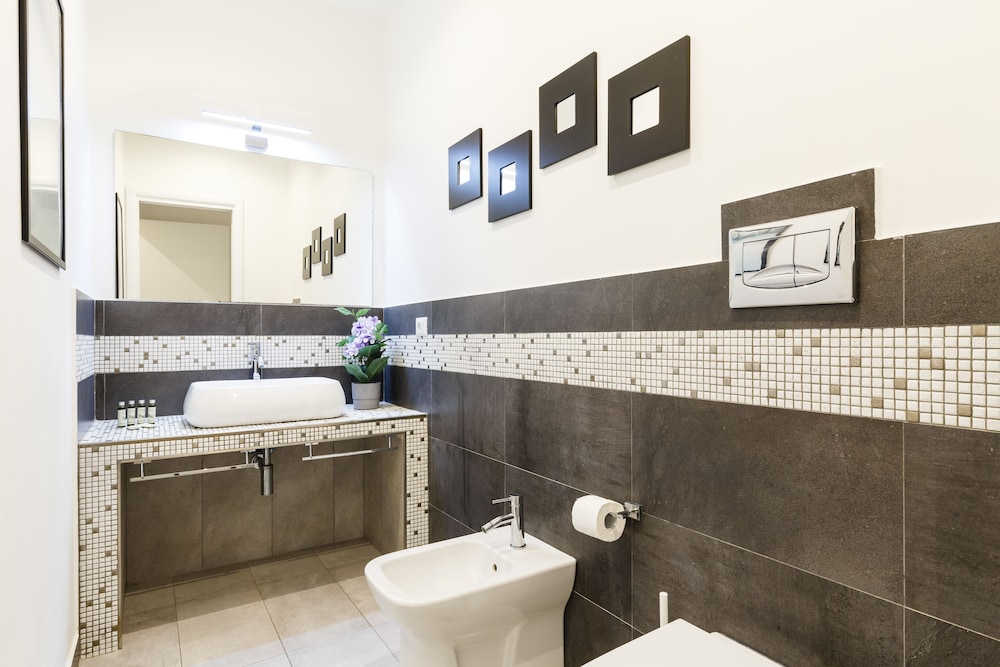 Aeterna Suites Collection