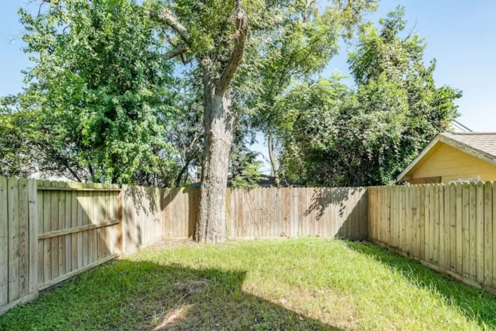 Stylish 3BR Townhome Near Downtown The Heights