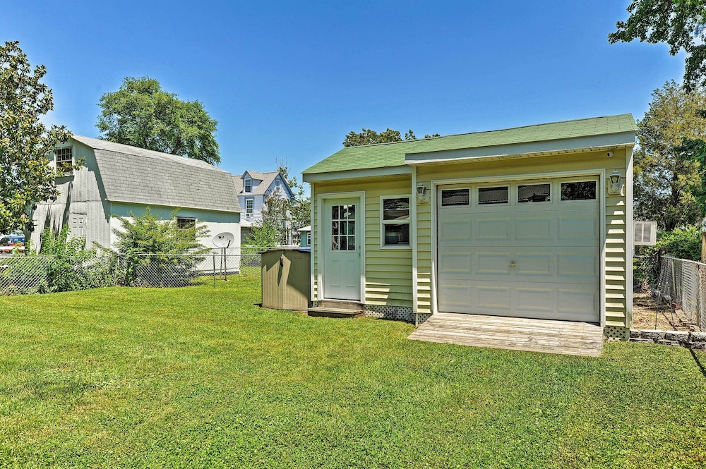 'isle Have Another' - 1 Block to Colonial Beach! view 5