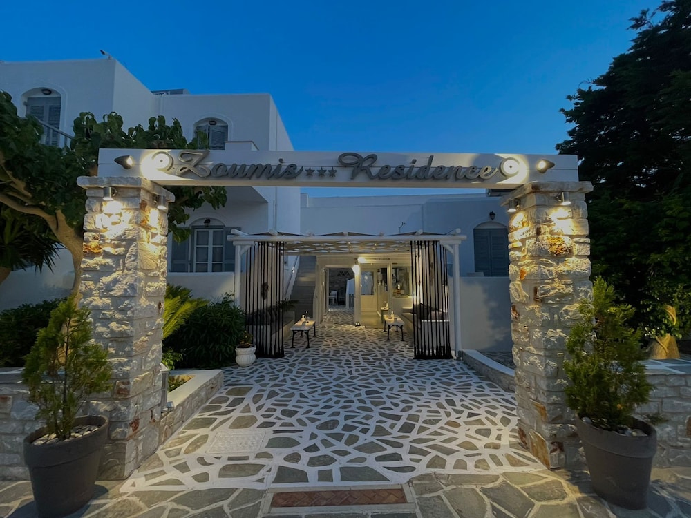 Hotel Zoumis Residence