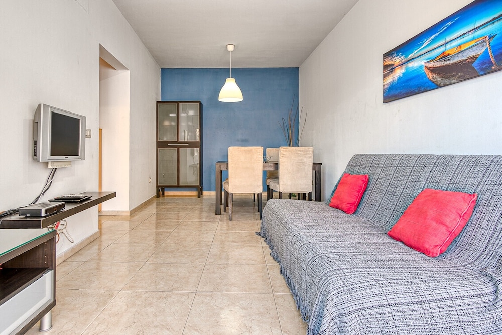 Apartment in Roses With Waterfront Views