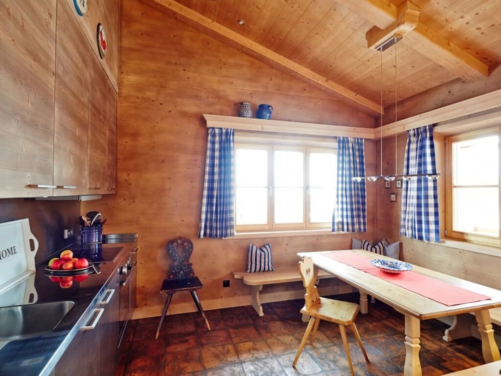 Chestnut in Chalet Bergerhoh