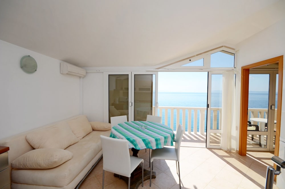 Apartments Jure view 5