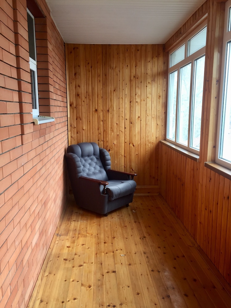 Guest House on Griboedovsky 27a - hostel