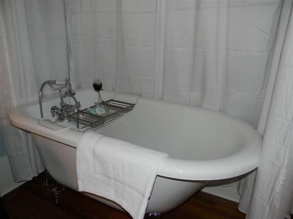 Vara Guest House