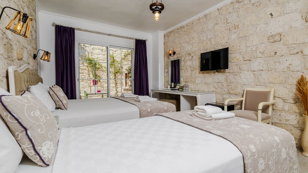 Avlu Alacati Butik Otel - Image 50