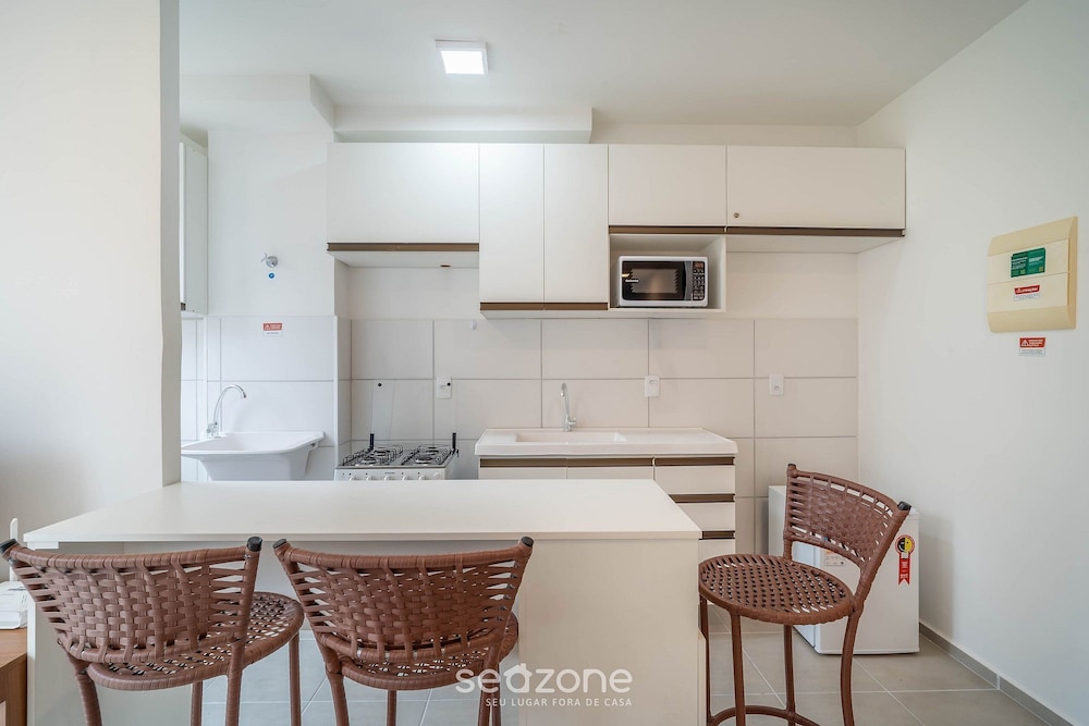 Apt in Bldg. w/ Pool in Joao Pessoa - Jds0104