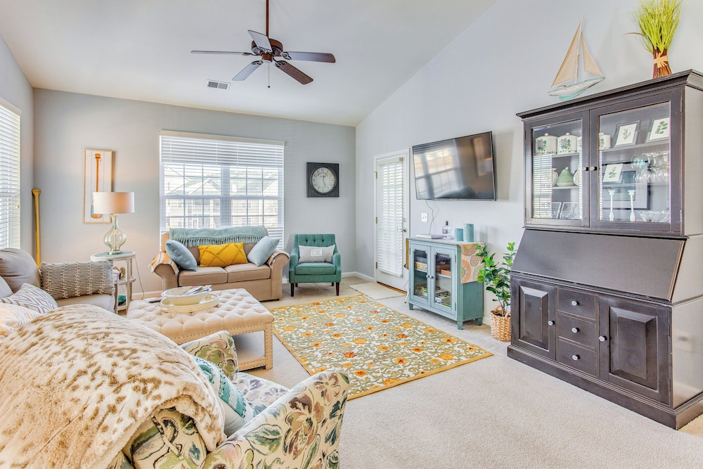 Golf, Swim & Explore: Sunset Beach Family Condo!