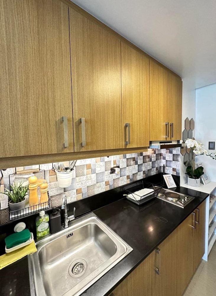 Luxury Staycation at Prime Location Mall of Asia Shell Residences Pasay Tower C