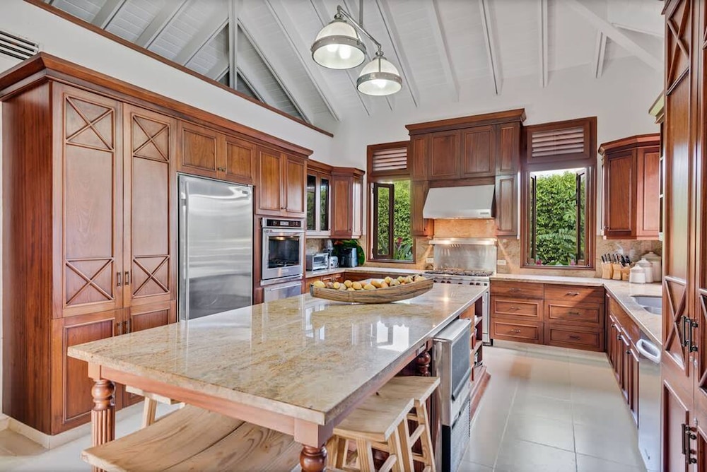 Magnificent Eight Bedroom Holiday Home