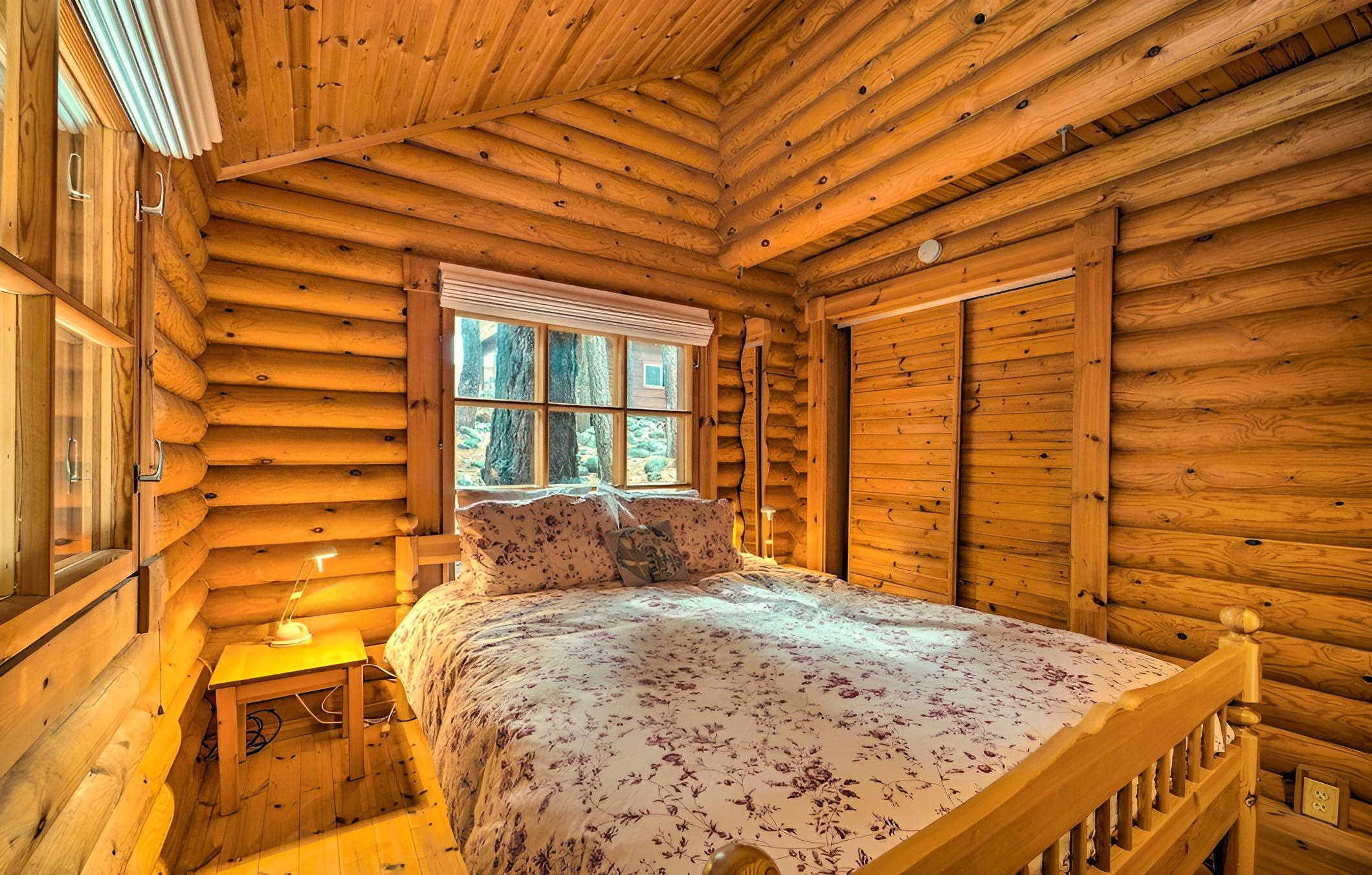 Cozy Truckee Cabin w/ Sauna: 11 Mi to Sugar Bowl! view 5