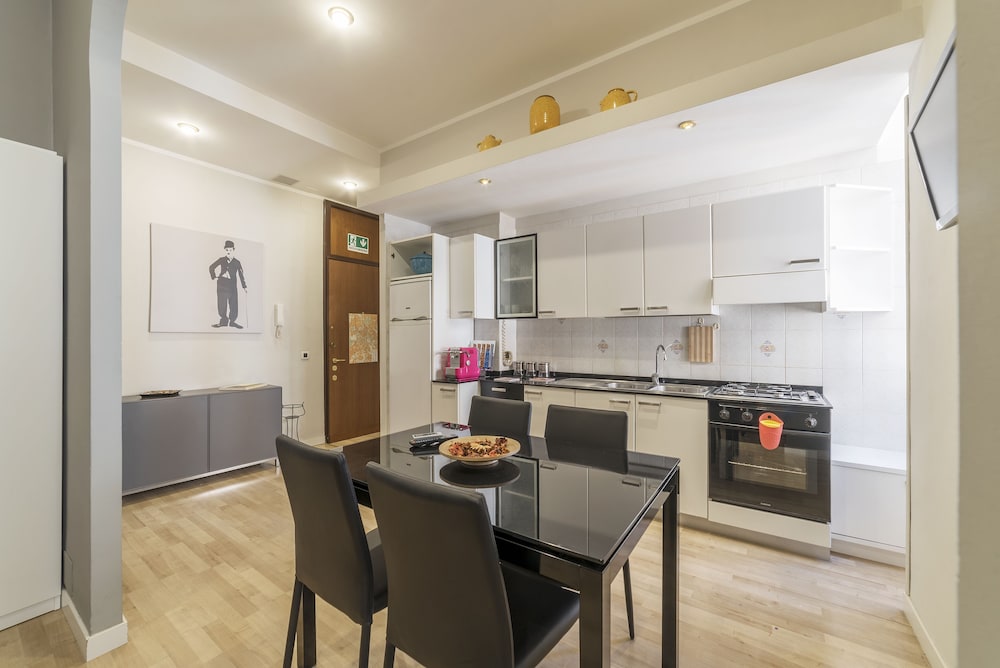 Vittorio Emanuele Apartment