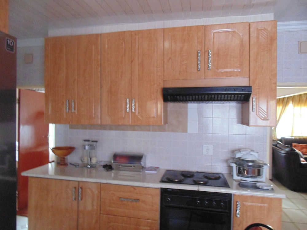 TDJ's B&B