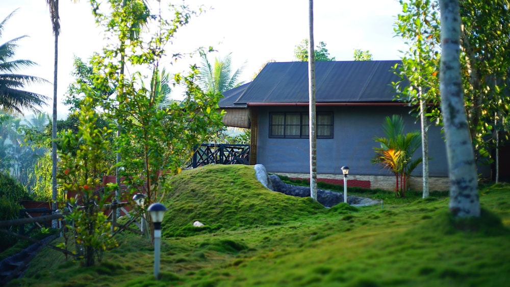 Kedara Village Resort