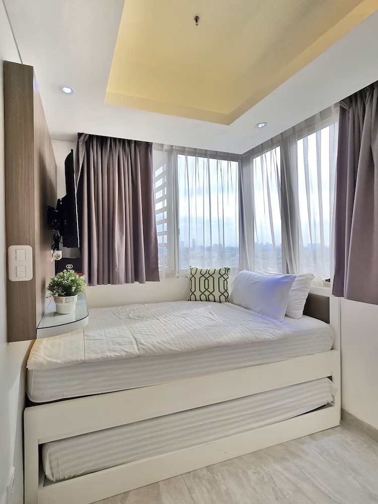 Staysanliving - Taman Anggrek Residence