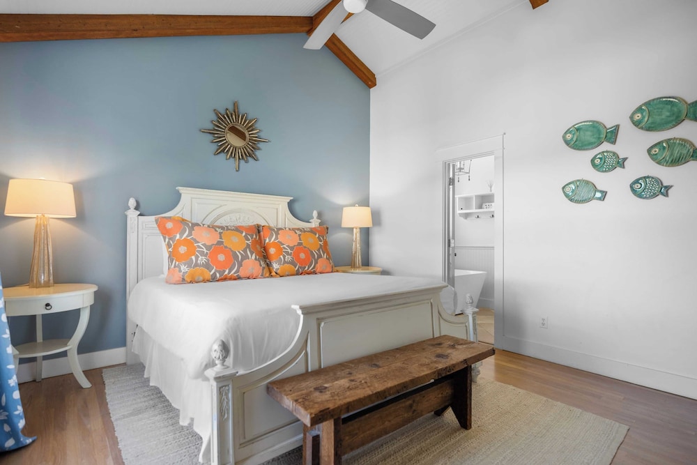 30A Beach House w/ Private Pool, Fire Pit, BBQ & Golf Cart to Rosemary Beach