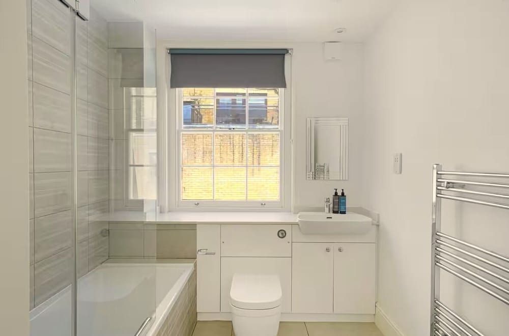 Flat 2 Beauchamp Place