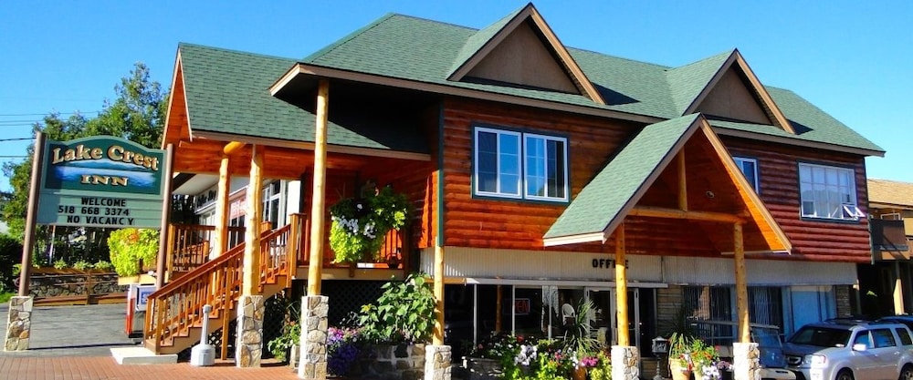 Lake Crest Inn