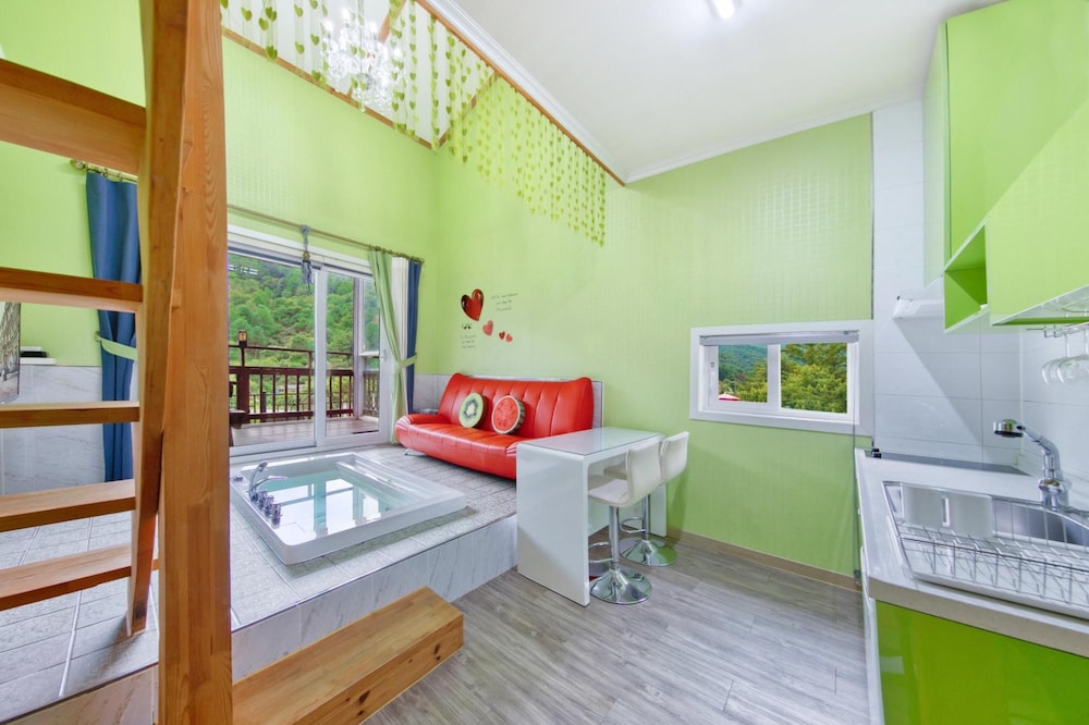 Gapyeong Violet Pension