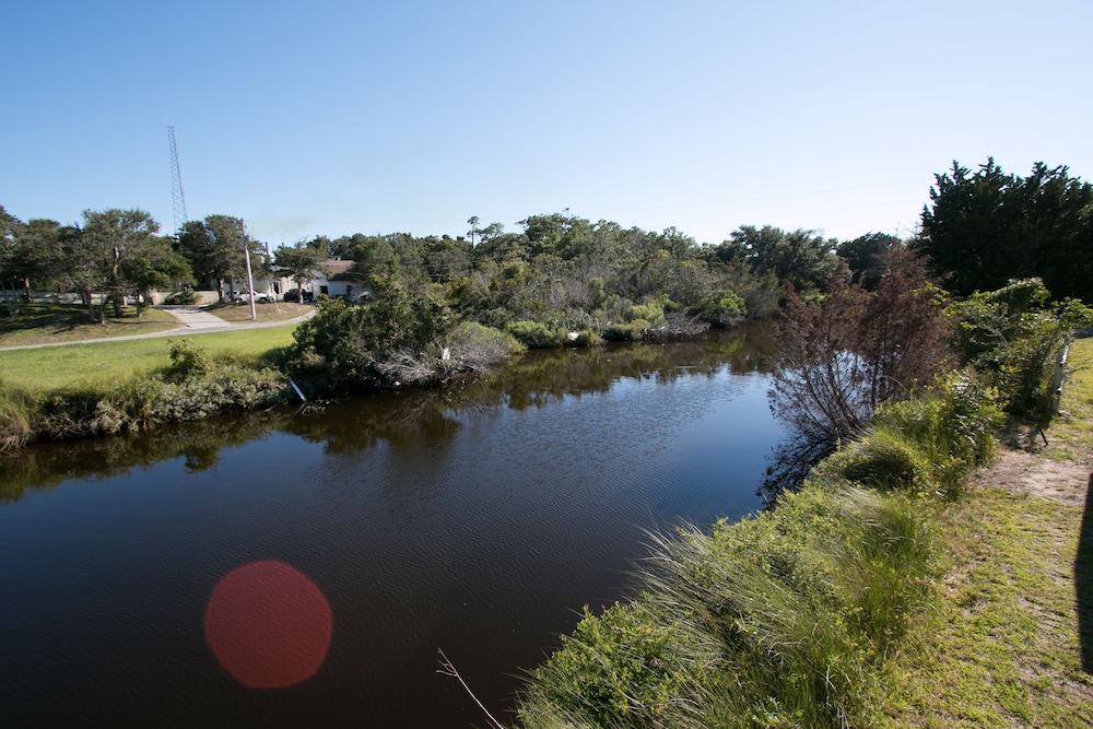 Outer Banks Motel - Village Accommodations