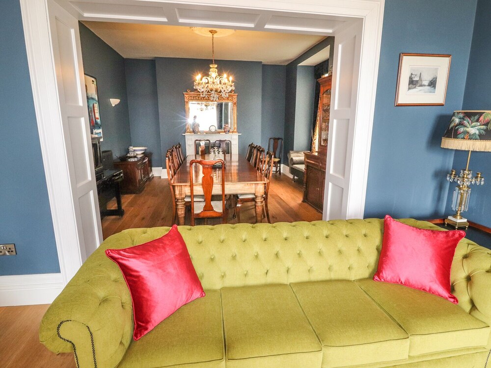 Beaulieu House view 3