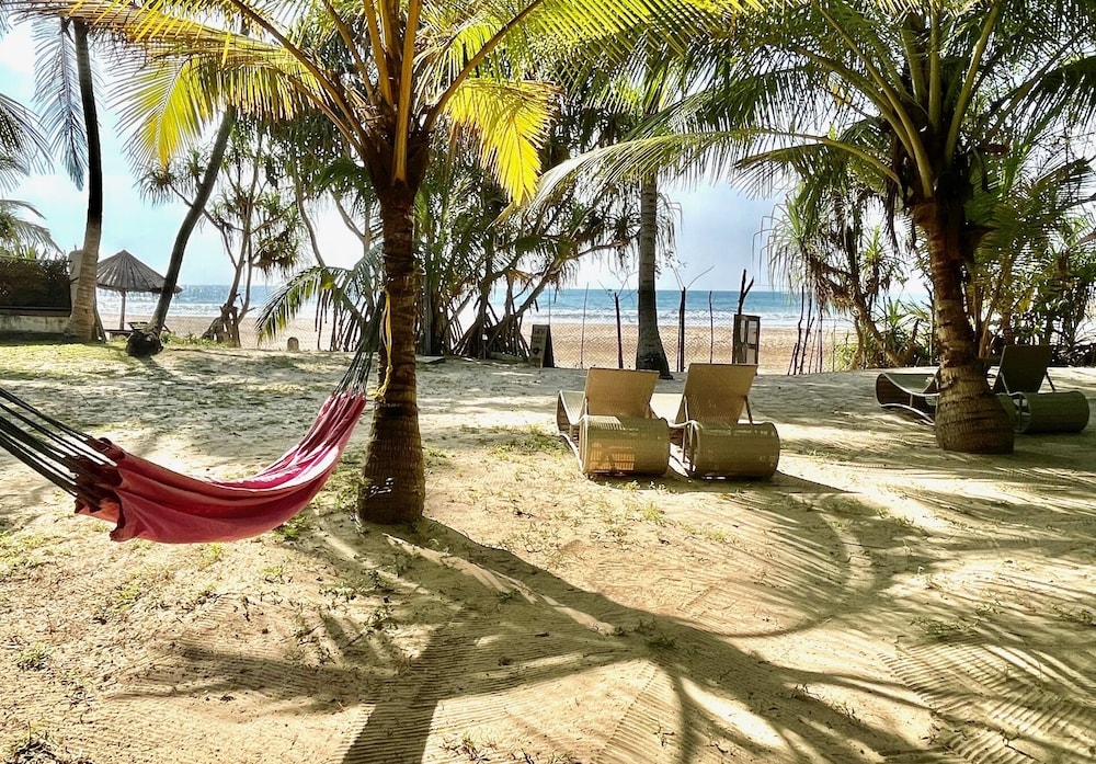 Isana Beach House