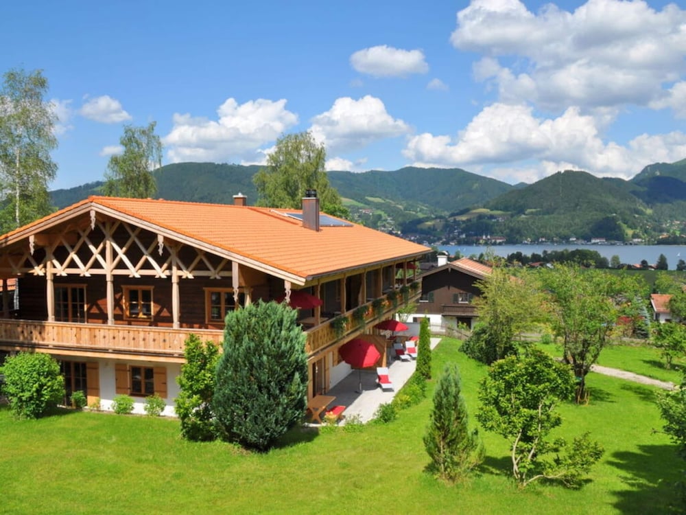 Hotel Building