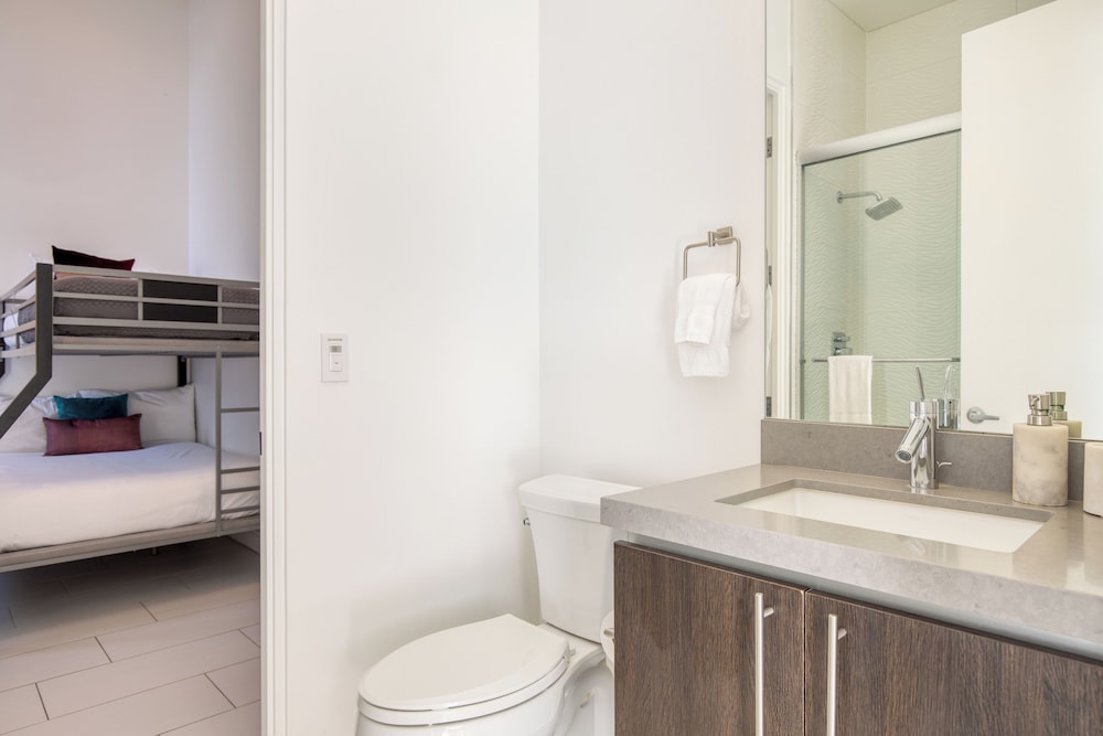 The Polo Villas by AvantStay – Modern Oasis Near Empire Polo Club