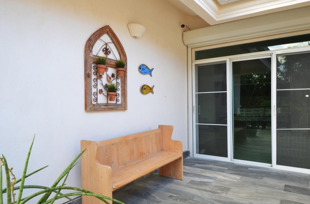 Tortuga Bay Villa - Close to the Beach and Golf